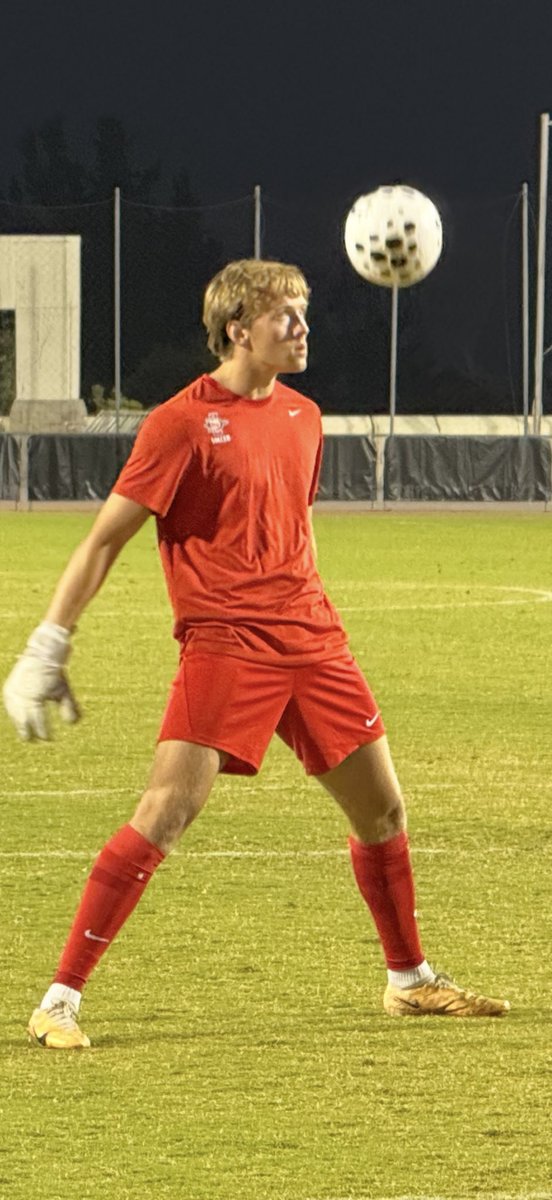 danklott2's tweet photo. First preseason game last night San Diego state vs UC San Diego .Andrew's team scored early in first 5 min for a 1-0 half. The second half they scored to tie 1-1 . We scored with 20 left to go ahead and hold on for a 2-1 final. Great to see Andrew back on the field and healthy in warm ups he will get his first playtime on Friday night against UC Santa Barbara. That will be a good test stay tuned .