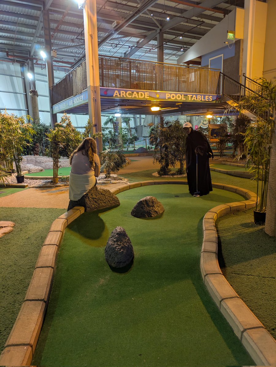 another successful summer holiday programme complete 😁🥳💛!! mini golf, Rouken Glen, R-Cade Glasgow, Flip Out &amp; plenty of food and snacks 😍💛!  <a href="/BellahoustonAc/">Bellahouston Academy est. 1876</a>