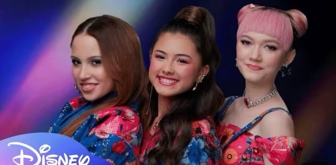 JK_00WasHereX_X's tweet image. #disney #vamperina #liveactionseries #trailer