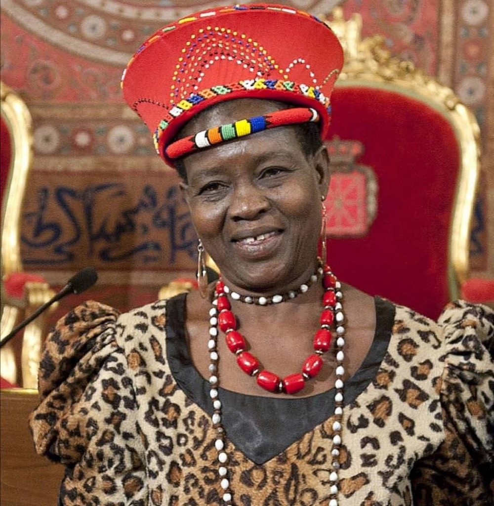 slicemagazine's tweet photo. BREAKING: Senior Chief Theresa Kachindamoto, famed for ending child marriages in Malawi, has passed away. 💔 https://t.co/LKMsCkqyBc
