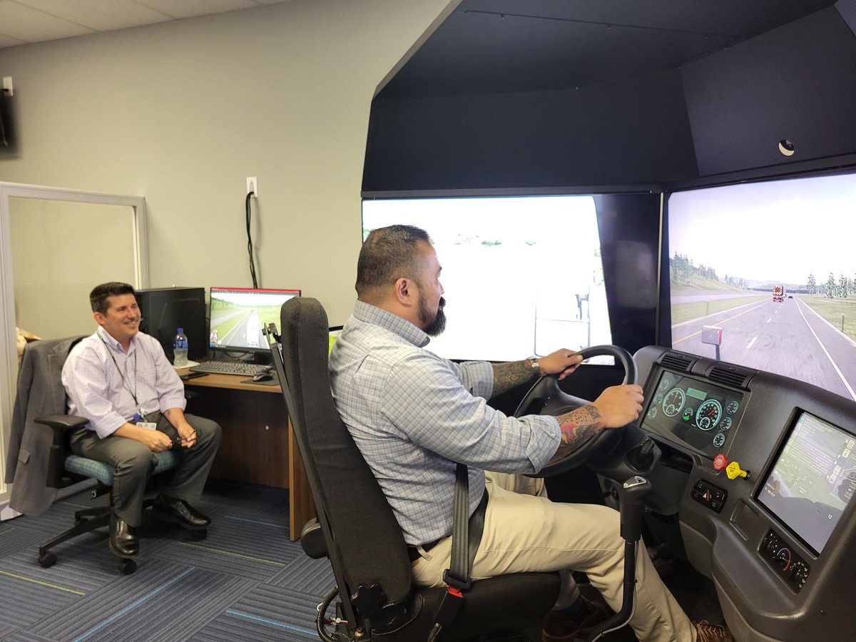ncworks's tweet photo. A group from @NCCommerce recently visited Guilford County to explore local workforce development resources. Kudos to the local #NCWorks team & partners at @_gtcc for their work to support growing industries like #JetZero! #WorkforceWednesday https://t.co/ZhSJl2YH3w
