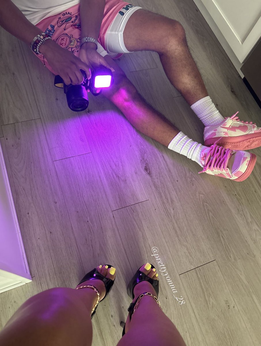 Photoshoots w/ <a href="/sole_savant/">Sole Savant</a> are so fun.