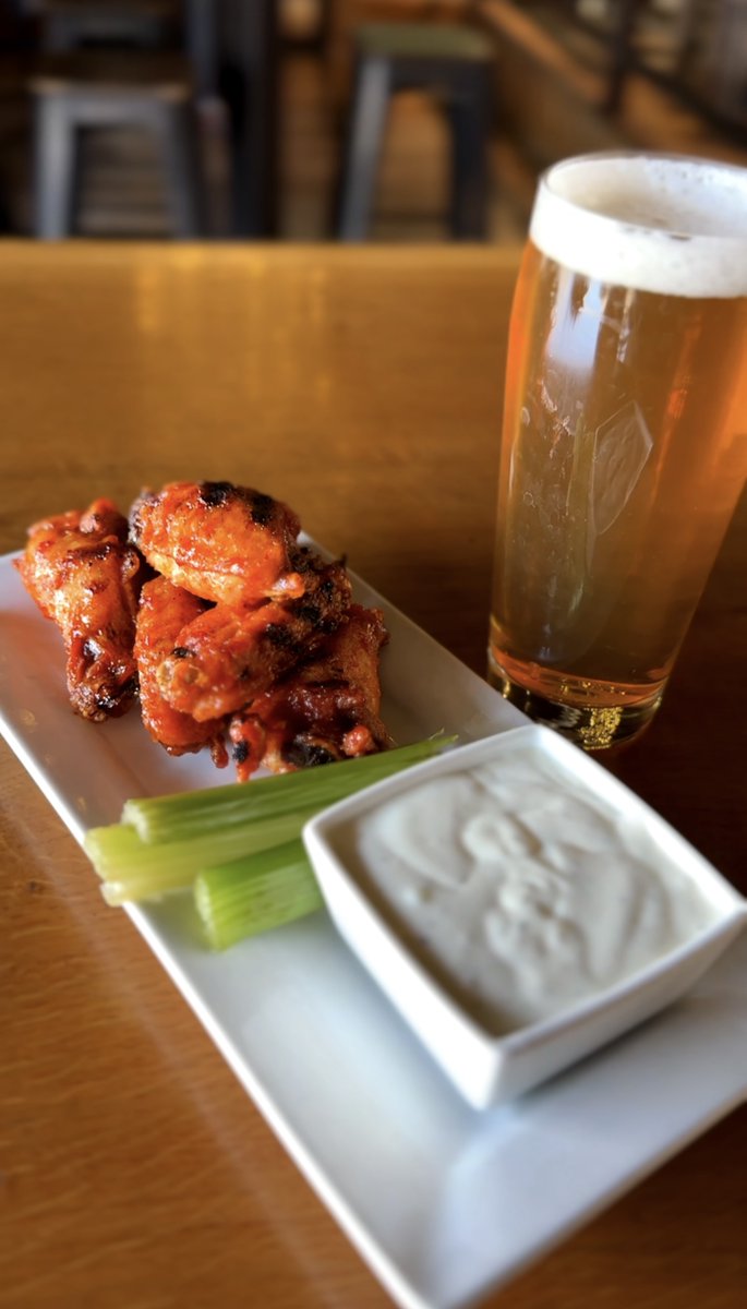 🍗 Wings &amp; Beer = The Perfect Pair 😍 Enjoy our Wing Wednesday Special every Wednesday from 11am-2pm: 6 wings of your choice and a refreshing 16oz OEB Craft Beer for only $12! 

 #WingsAndBeer #OEB #LunchSpecial #oldellsworthbrewingcompany #oldellsworthbrewing #craftbeer #wings