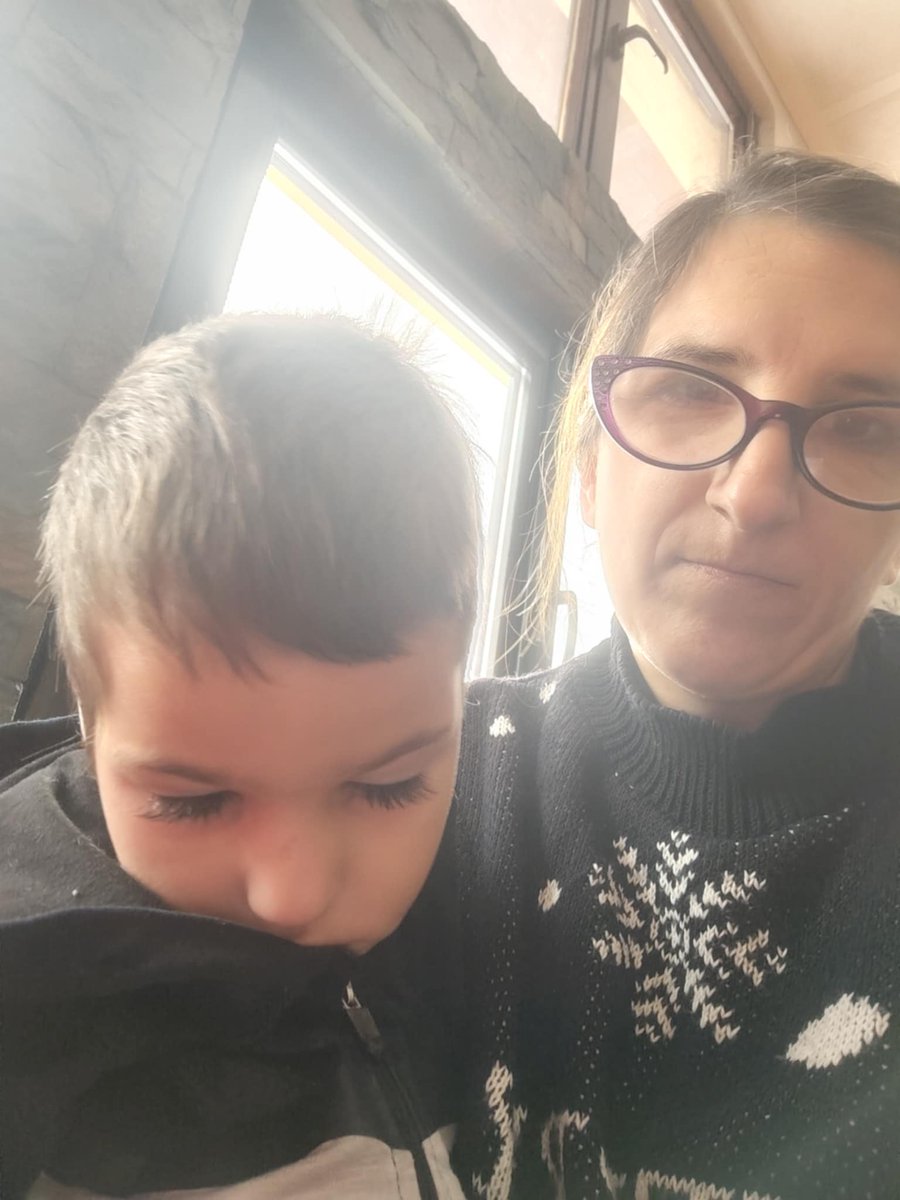 Zamolila bih vas kao majka,ako možete da podelite objavu za lečenje mog sina Srđana.              
90 na 2407