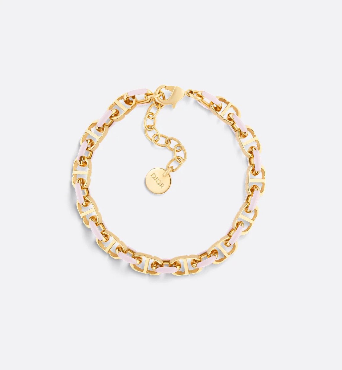 trashed_golden's tweet photo. Look the jewels 🤩 https://t.co/RIv8Pov9Ex