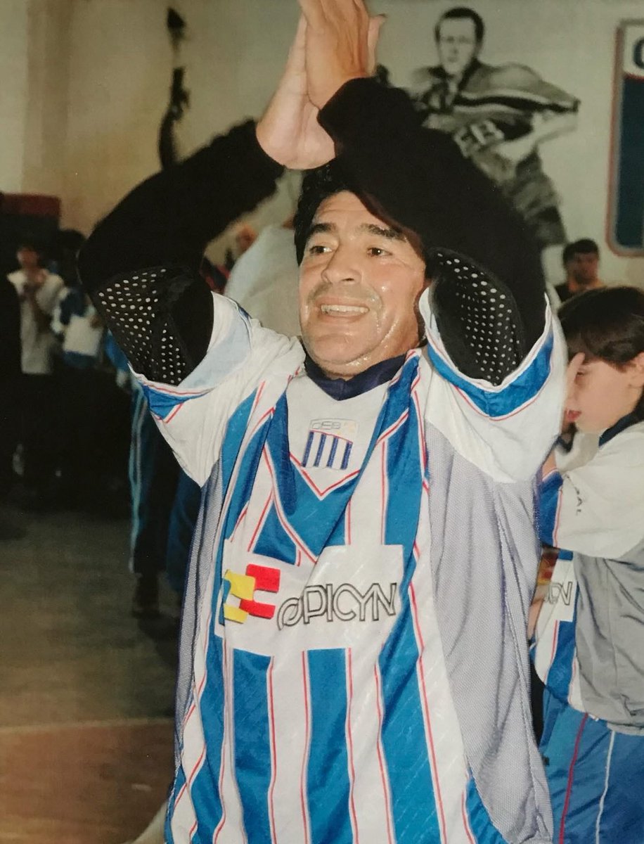 MarcosDavila27's tweet image. 💖 A 20 AÑOS DE MARADONA EN @BoedoEstrella 💫

🗣️ Martín Agnes

🎥 @cronofutsal @guardaseve 

#maradona #clubdebarrio #futsal #emoción #pasión