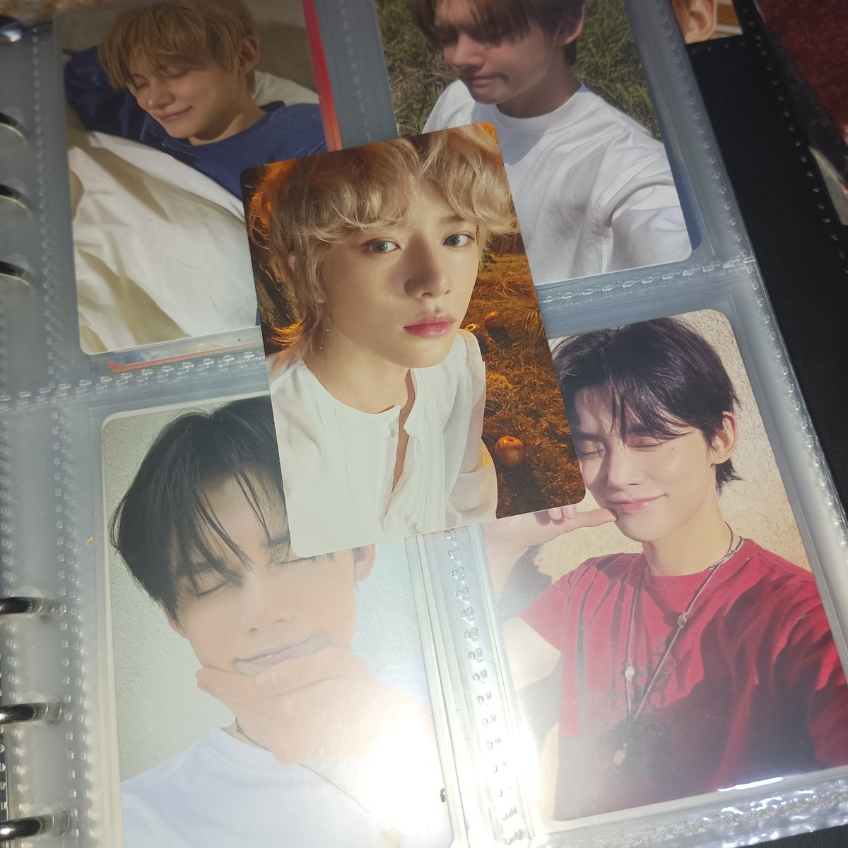 ghoszzn's tweet photo. 💌 - from @tdccart 

#tdcproofs

Eto na yung freebies na may photocard wkkwwkskkwkw. Finally, I'm a Gyu light poca haver na!! 😭😭 Siya na lang kulang ko sa pocas and umuwi na siya sakiiiiin!! Pakengshiet. Thank you zee, wala ka na rin namang nagawa kasi pinilit na kita. 😭😭😭 https://t.co/STpw32F142