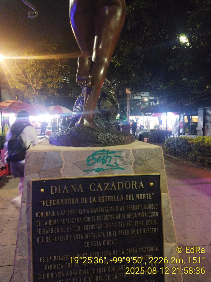Emmanuel Ruiz (@emruve) on Twitter photo La estatua de la Diana fue graffiteada por algún sin vergüenza. Al encontrarse en la calle de Génova en <a href="/LaColoniaJuarez/">La Colonia Juárez</a> era lógico que also así iba a suceder. El ambulantaje desmedido y la inseguridad pone en peligro a personas y a los bienes.
Atender <a href="/AlcCuauhtemocMx/">Alcaldía Cuauhtémoc</a> La estatua de la Diana fue graffiteada por algún sin vergüenza. Al encontrarse en la calle de Génova en <a href="/LaColoniaJuarez/">La Colonia Juárez</a> era lógico que also así iba a suceder. El ambulantaje desmedido y la inseguridad pone en peligro a personas y a los bienes.
Atender <a href="/AlcCuauhtemocMx/">Alcaldía Cuauhtémoc</a>