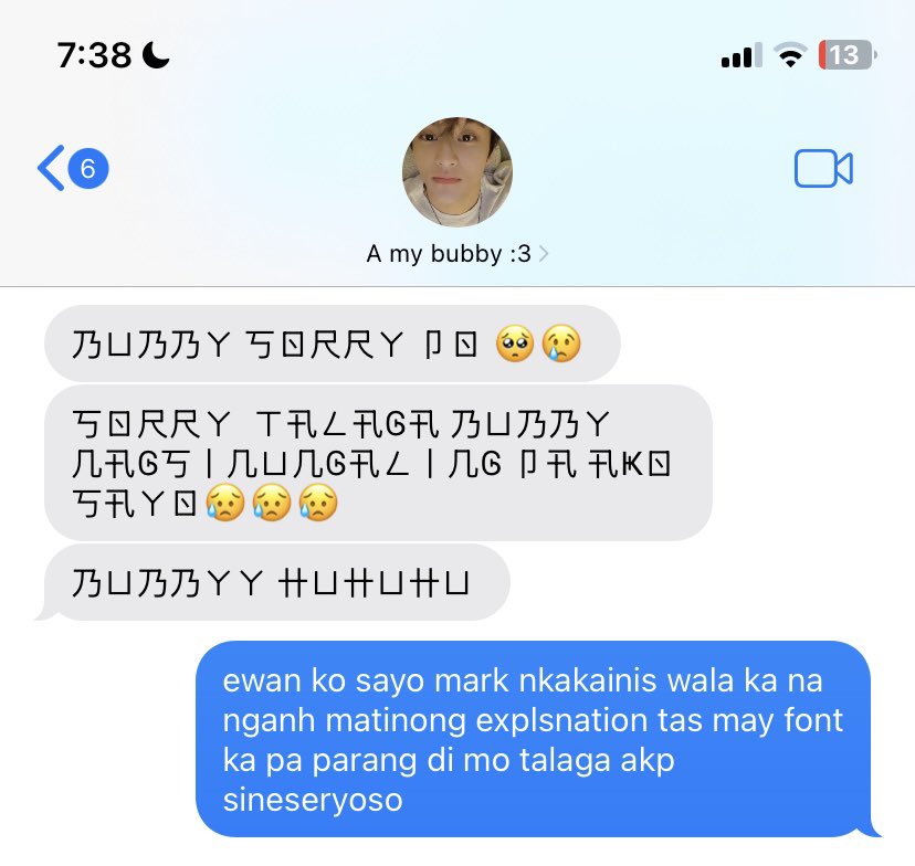 dutchmhll's tweet image. #mahae #markhyuck few tweets au kung saan nagtatampo na nga si hc at dumagdag pa yung keyboard ni mk na di niya maibalik sa normal