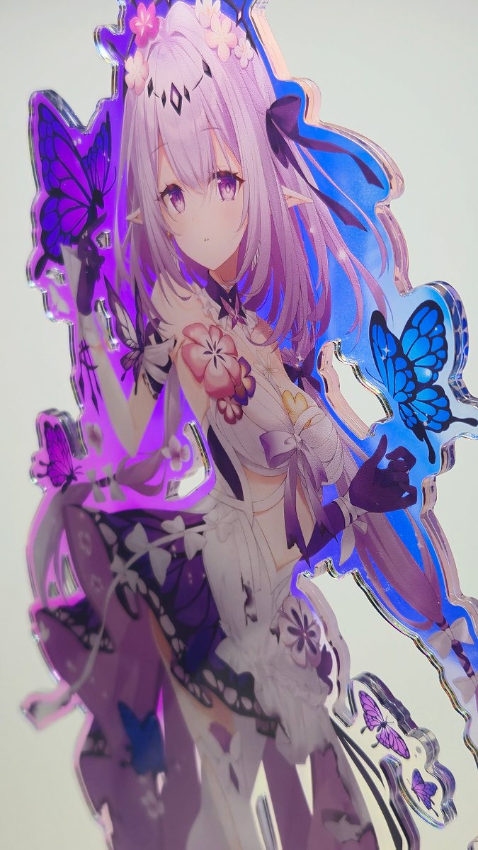 naturefour's tweet image. 写真を撮ってきたー！今週コミケセット限定の新しいもの！こちらはキャストリスのオーロラアクスタですー！
#C106