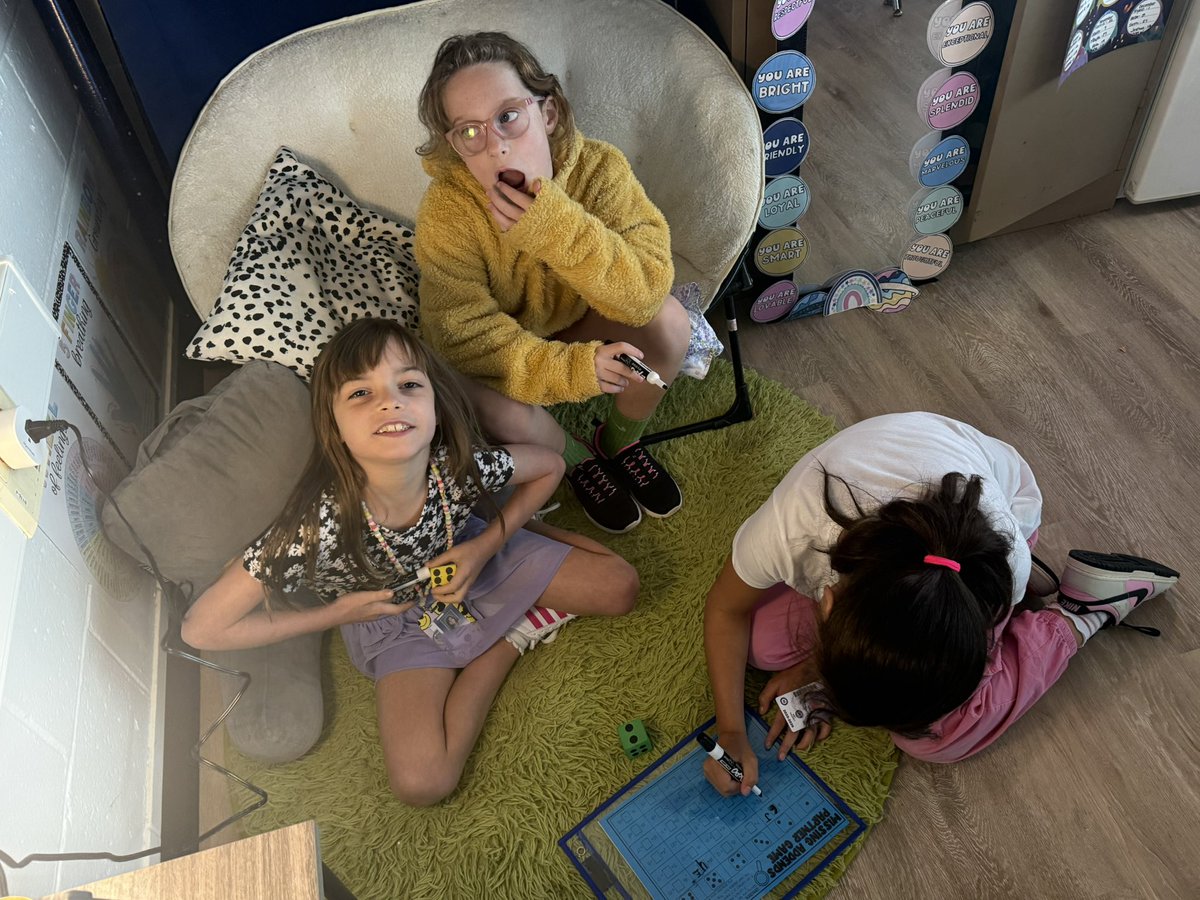 MrsJohnsonMST's tweet photo. 3rd grade is doing such an amazing job working with partners and playing math games on day 2! @MSTMAGNET @lauren_bolack https://t.co/hEKXetMz4v