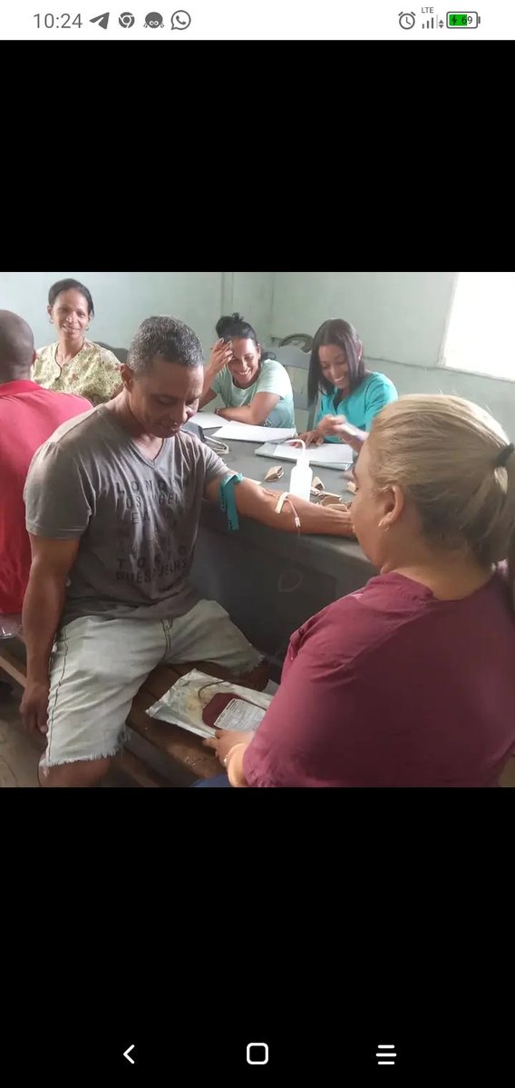 SandraZardon's tweet photo. Realizan Cederistas Matanceros Donaciones de Sangre en conmemoración al 99 Aniversario del Natalicio de nuestro Comandante Fidel Castro Ruz.
#CDRCuba 
#CDRMatanzas
#CubaVencera https://t.co/1Ov4vzw4b7