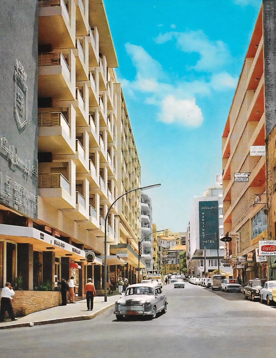 Phoenicia Street, Minet El Hosn [1960s] #Beirut 
شارع فينيسيا، ميناء الحصن [الستينات] #بيروت
#ميناء_الحصن #فينيسيا #الستينات #لبنان
#1960s 🇱🇧