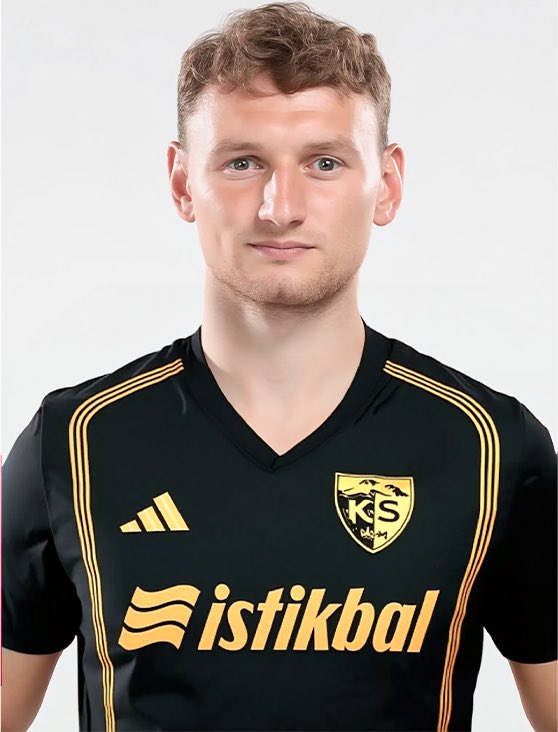 ALAYIM ABİ BEBEK YÜZLÜ KATİL SANTRAFORUMU 😎

Fedor Chalov 🔥🔥