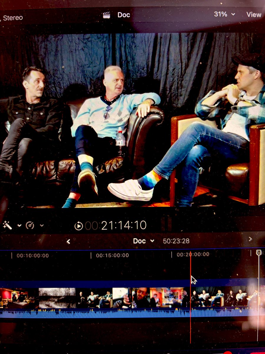 The Blue Monkey Podcast (@bluemonkeypod) on Twitter photo 🔵🐒 Today I FINALLY finished editing our first ever documentary! It’s about <a href="/Yogi_Gmusic/">YOGI-G & THE FAMILY TREE</a> and their superb debut album ‘Show Me The Truth’
It’s been a pleasure to make and get to know the band and their circle,
tip top people
OUT REAL SOON ✌️
<a href="/Latch12/">Latch Ford</a> <a href="/jontylord/">Lordy</a> 🔵🐒 Today I FINALLY finished editing our first ever documentary! It’s about <a href="/Yogi_Gmusic/">YOGI-G & THE FAMILY TREE</a> and their superb debut album ‘Show Me The Truth’
It’s been a pleasure to make and get to know the band and their circle,
tip top people
OUT REAL SOON ✌️
<a href="/Latch12/">Latch Ford</a> <a href="/jontylord/">Lordy</a>