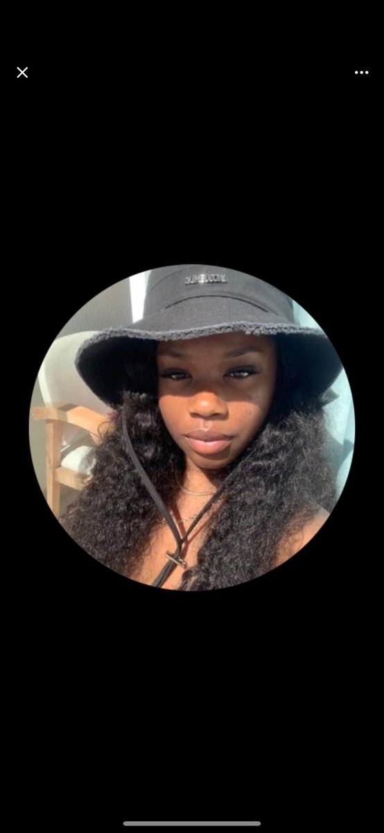 Shpringg's tweet photo. Not my girl needing £70  🤣🤣🤣🤣🤣 wish people would get a day job man I just wanted some tickets 🥲 https://t.co/z1uNuj1Js0
