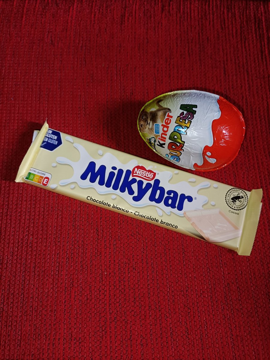 Demoncrowley09's tweet photo. Mi hermano @Egar_Drawing me sorprendió con está rica merienda, graciñas 😋 
#regalo #gift #merienda https://t.co/SOFXMQOQQ9