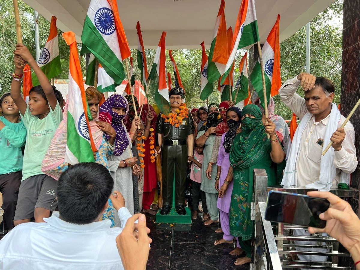 sonusihagdata's tweet photo. 🇮🇳 तिरंगा यात्रा-बास मंडल 🇮🇳 https://t.co/VqFjIAvuoI