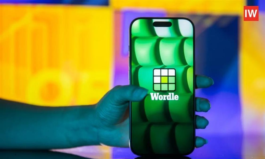 industry_wired's tweet image. 𝐓𝐨𝐝𝐚𝐲’𝐬 𝐖𝐨𝐫𝐝𝐥𝐞 𝐂𝐥𝐮𝐞𝐬 𝐚𝐧𝐝 𝐀𝐧𝐬𝐰𝐞𝐫 𝐑𝐞𝐯𝐞𝐚𝐥𝐞𝐝: 𝐀𝐮𝐠𝐮𝐬𝐭 𝟏𝟑, 𝟐𝟎𝟐𝟓
 
#Wordle #WordleHints #WordleAnswer #WordleToday #NYTWordle #DailyWordle #KEFIR #IW #IWnews #IndustryWired
 
Read More👇
zurl.co/g5S9a