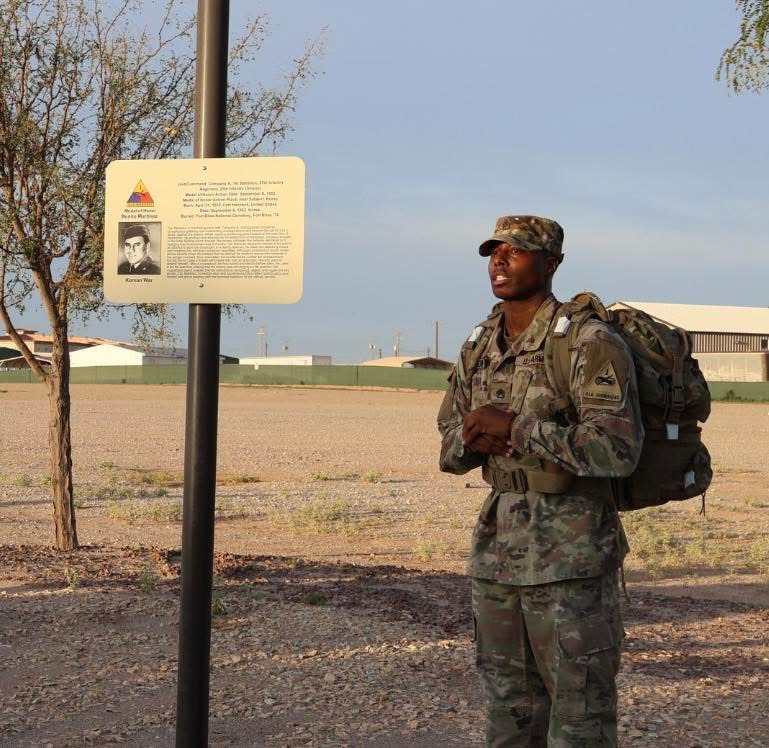 1stArmoredDiv's tweet image. Noncommissioned officers from the 501st BSB, 1ABCT, rucked through Fort Bliss honoring the 1AD and El Paso Medal of Honor heroes - carrying the weight of their legacy with every step.  

#RuckForTheFallen #MedalOfHonor #ArmyValues #FortBliss #IronSoldiers