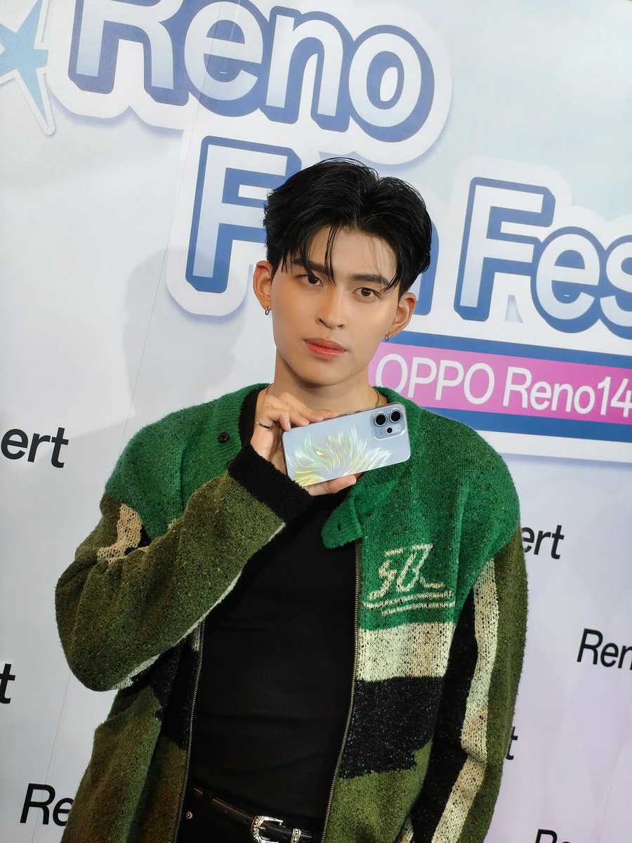 ppnaravit_IDFC's tweet photo. •IG Update: @ppnaravit •
130825 - วันนี้ได้มาร่วมงาน OPPO Reno Fan Fest แล้วลองใช้ OPPO Reno14 #AIPortraitExpert AI แฟลชก็โหด ถ่ายในที่มืดยังเก็บครบทุกดีเทล ประทับใจมากครับบ 💚😎
#Reno14SeriesTHxPond
#Reno14SeriesTH
#RenoFanFest
#ปอนด์ภูวินทร์
#ppnaravit https://t.co/9tU7KuEZad