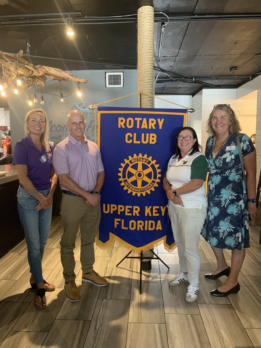 Ed_Tierney1's tweet photo. The Upper Keys are off to a great start this school year.  I’m so grateful for everyone’s hard work that got us off to such a great start! https://t.co/oVHZIU8zfv