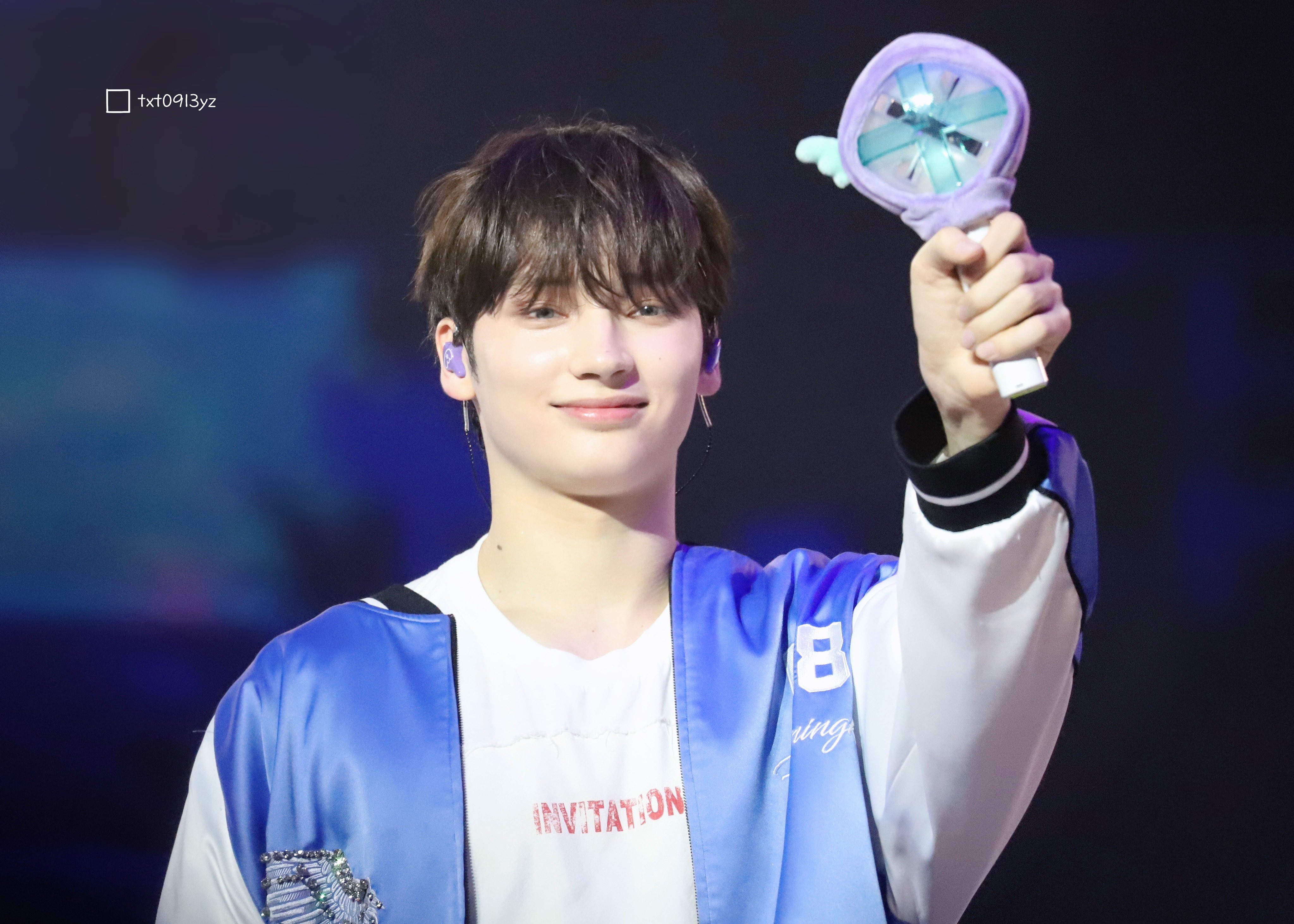 アイドル TXT TXT (투모로우바이투게더) '0X1=LOVESONG (I Know I Love You