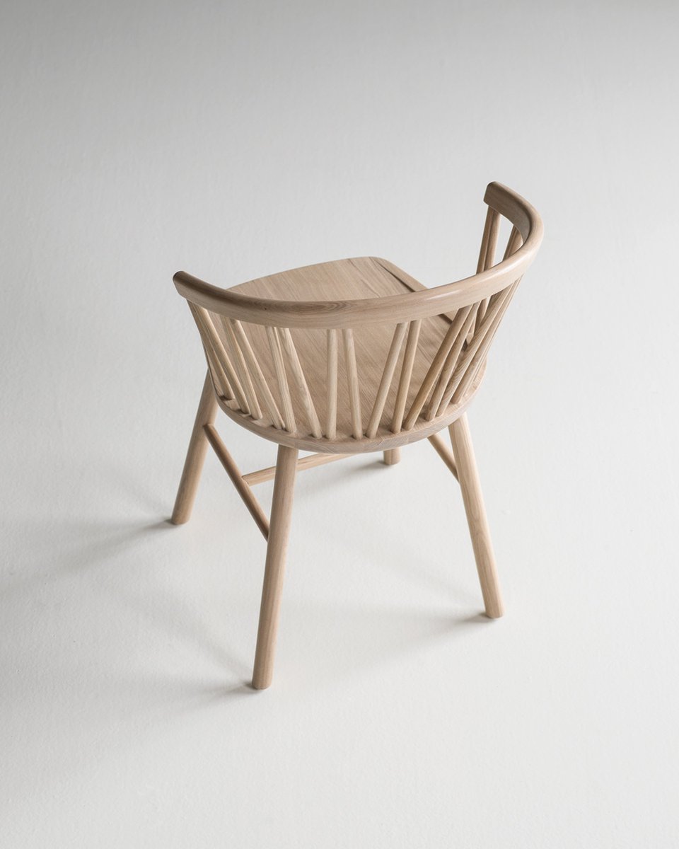 HansKse's tweet photo. Elevate your interior with the Hans K ZigZag Armchair — a true testament to Scandinavian design excellence and a future classic in its own right. Now, make it truly yours by choosing from a range of colours and finishes to match your style. https://t.co/dqw6U2tpjM