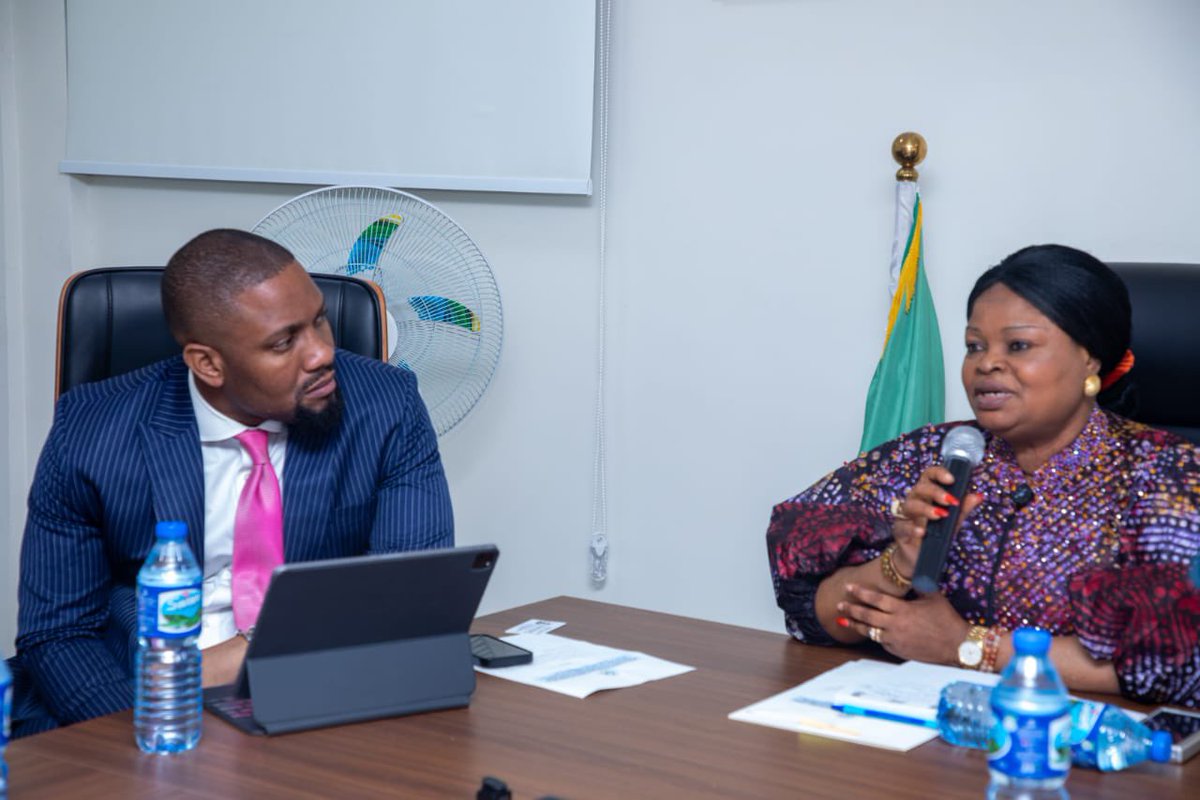 ossap_sdgs's tweet image. Courtesy Visit 🤝
HE @Adejoke_O_A , today received the DG of SMEDAN  on a courtesy visit. Discussions focused on strengthening collaboration to advance the SDGs through MSME development and inclusive economic growth. 🌍✨
#SDGsNigeria #PartnershipForTheGoals #MSMEs #LNOB