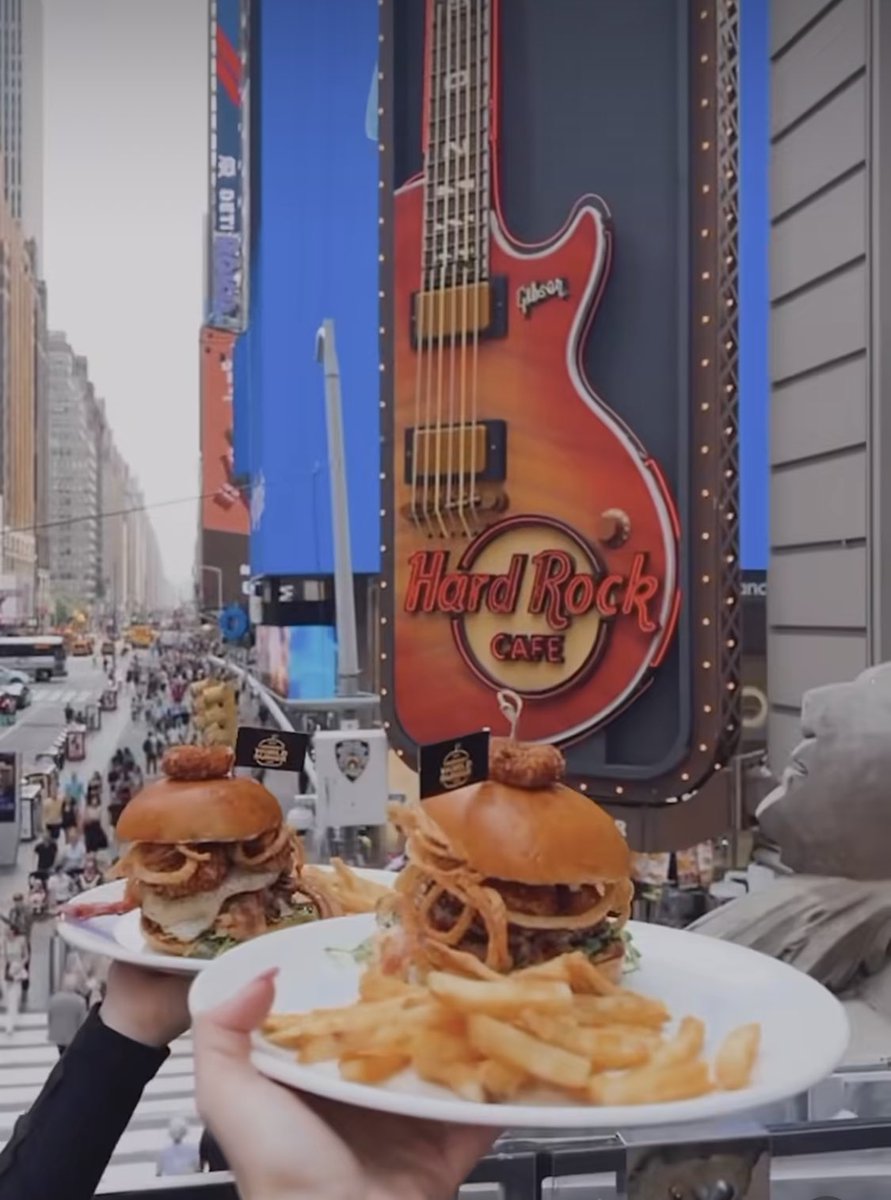 TimesSquareNYC's tweet photo. Don’t miss out on the last few days of #RestaurantWeekNYC 👨🏽‍🍳🍽️ Make your reservations for the best restaurants in #TimesSquare 🌟 @nyctourism 

🍣 Sushi Lab
🍣 @SushiOfGari46 
🍣 Akoya NYC
🍷 The Chemistry Room
🥘 Broadway Lounge 
🍸 @HardRock 
🐟 Blue Fin NYC
🍱 @RAsushiNYC https://t.co/0DpFbZwr8L