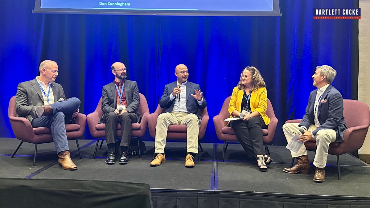 BartlettCockeGC's tweet photo. Our South Texas (San Antonio) leaders brought the 🔥 to the 2025 #ILinCP Texas Public Owners Forum!

🎤 Christian Cortes (Sr. PM) &amp; Albert Santillana (Sr. Scheduling Mgr) shared expert insights with public owners &amp; industry pros statewide. 👏

#BuildingBetterLives https://t.co/b9fVl04jJZ