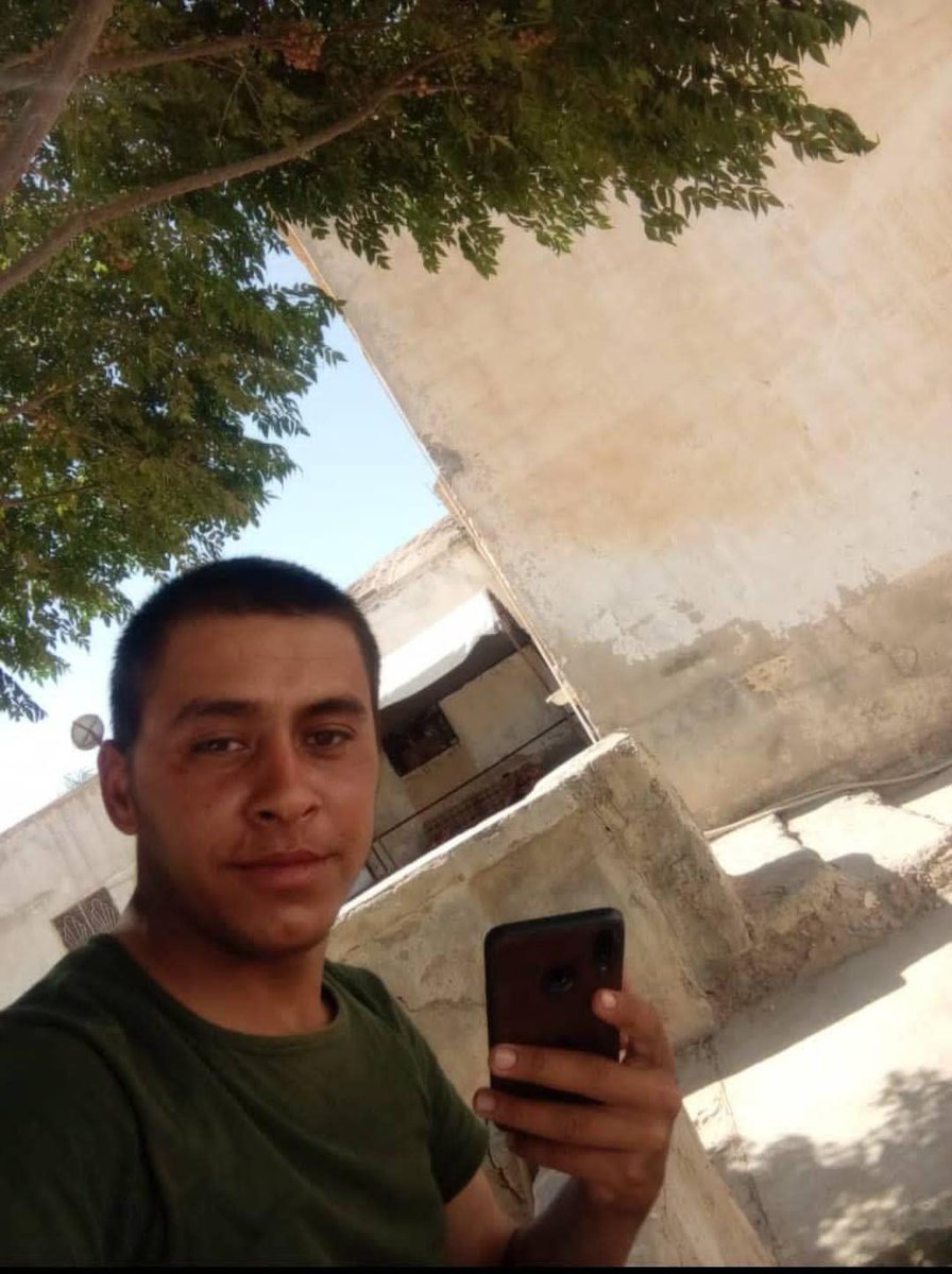 Rakka doğusundaki bir kontrol noktasında silah altına alınmaya zorlanan 14 yaşındaki Müeyyed Salih ez Ziyab isimli çocuk, kontrol noktasında 5-6 Pkklıyı öldürdü. Pkklar tarafından takip edilen çocuk, kendi köyü olan Ganim el Ali'ye kaçarken çatışma esnasında şehit oldu.