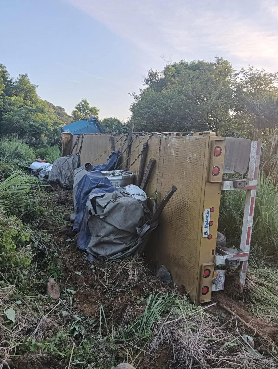 TriánguloRojo tweet media