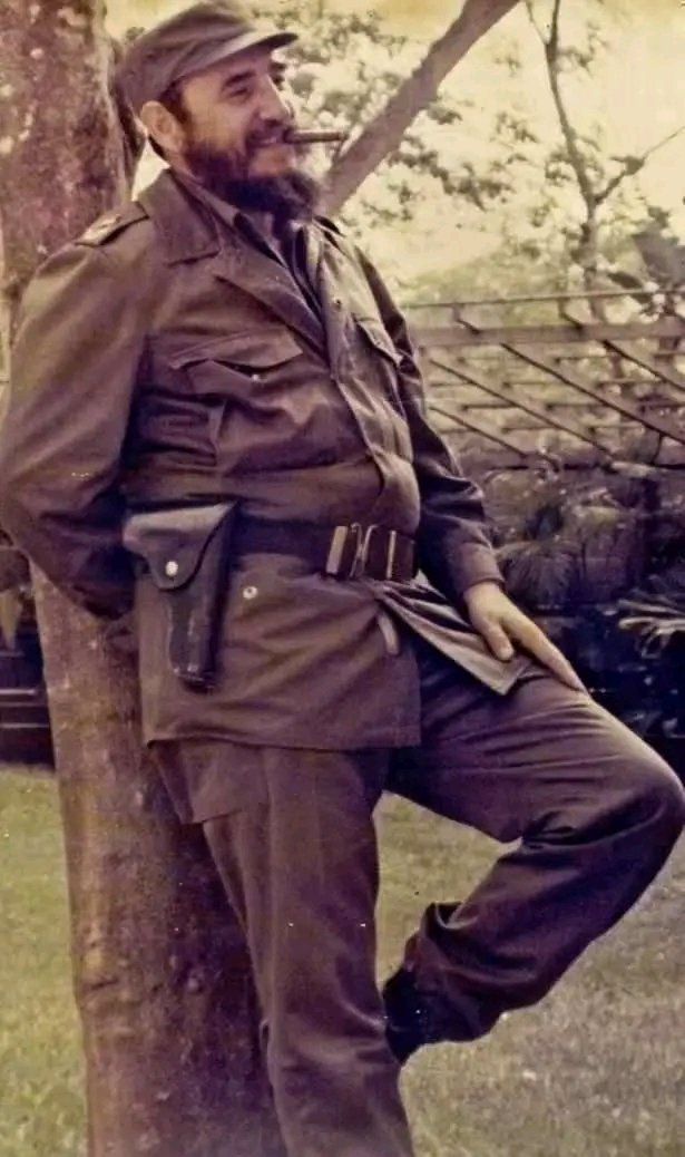 EPISAN
Nuestro homenaje tiene q ser  producir más alimentos.