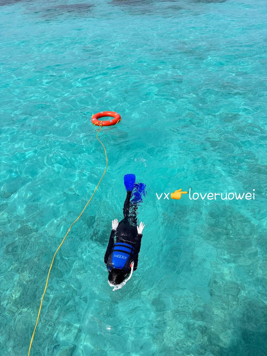 weiwhu's tweet photo. 除了天上���✈️

姐姐还可以水中游🤿

#海南航空 #公务舱 #洲际酒店 #国际航班 https://t.co/5eRczCnUTD