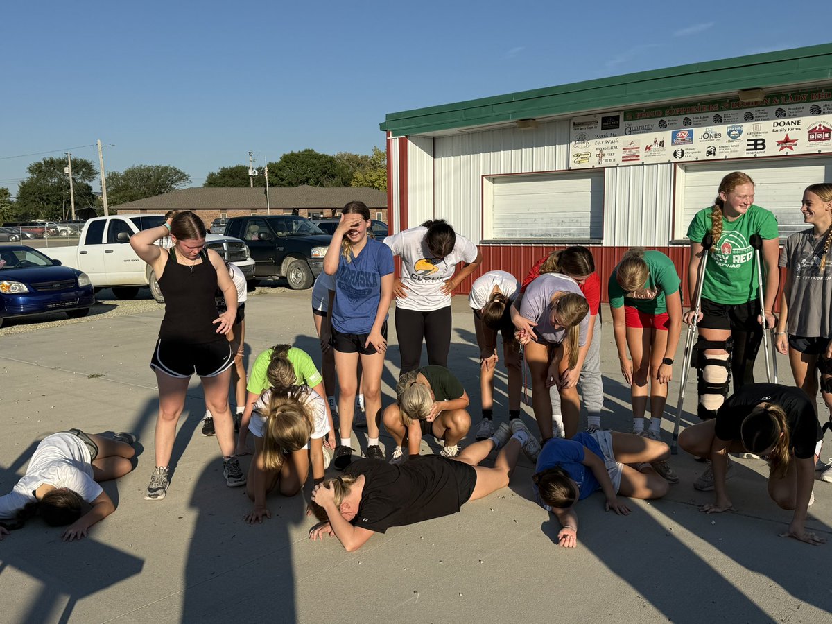 Lady Red Volleyball tweet media