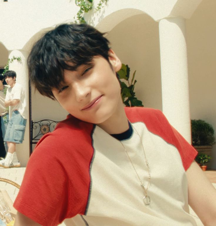 mais um ano do pinguinho que deixa tantas pessoas felizes e somos tão felizes por poder acompanhar desde o início 🥹 feliz aniversário kaizinho te amamos demais

23RD DANCE WITH HUENINGKAI
#WeWillDanceWithHUE
#天使ヒュニンカイが舞い降りた日
#달빛이춤추는휴닝카이의스물셋