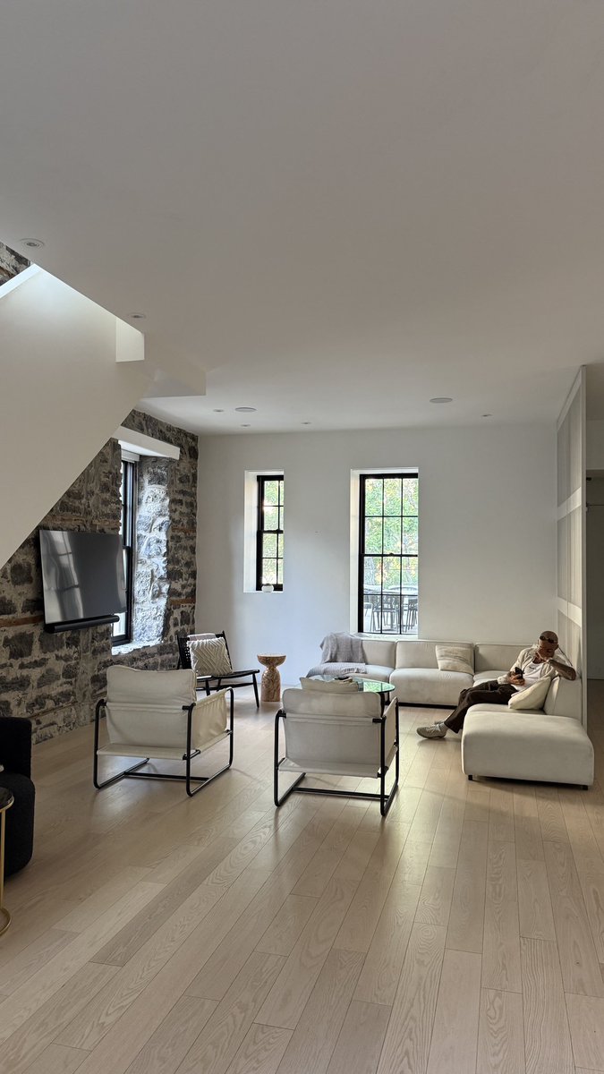 zack elias tweet media