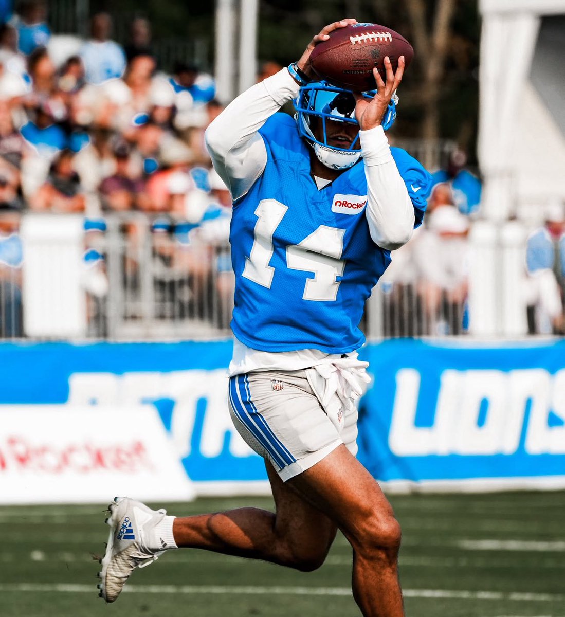 the_det_times's tweet photo. Amon-Ra St. Brown has reportedly been “unstoppable” at Lions joint practice with the Dolphins today, per @E_Woodyard https://t.co/Xi0roUiBrH