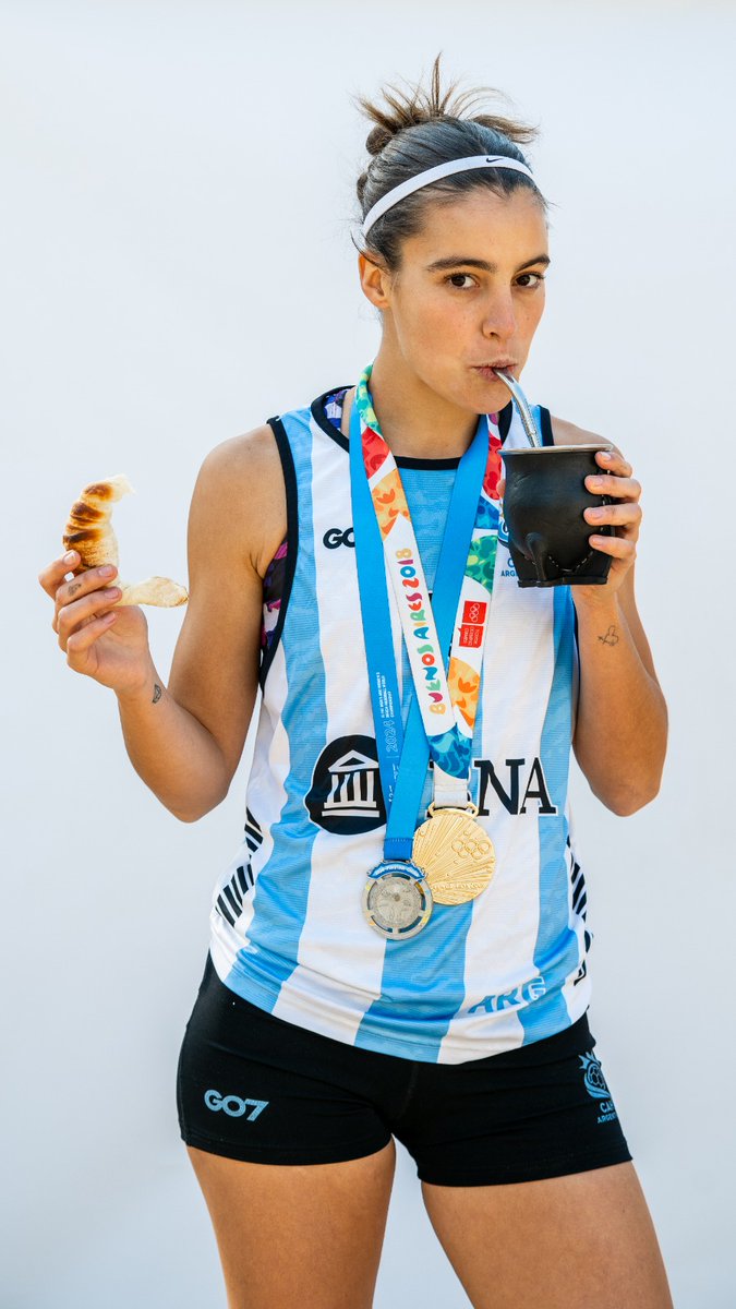 ¡fffshhh! 🧉, ¡ñam! 🥐 y otra que se suma a la vitrina 🥇