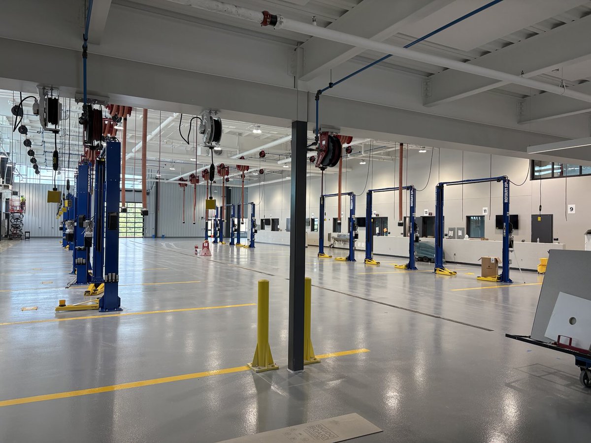 Here’s a good look at the New MCC Longview Automotive as we are finishing up this phase of the project and they have started moving into the new facility. ⁦<a href="/McCownGordon/">McCownGordon</a>⁩