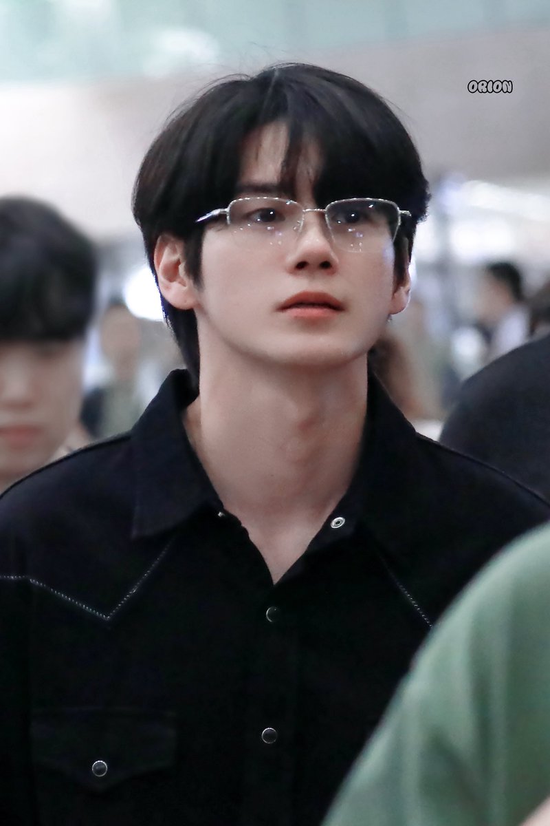 250810 PVG🛬

#옹성우 #ONGSEONGWU