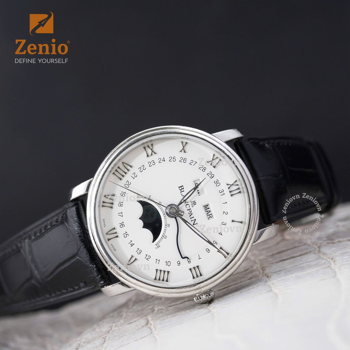 Zeniovn_com's tweet photo. Aligator Strap For Blancpain - Custom Strap #customstrap #custom_watch_strap #zenio #handcrafted #bespoke https://t.co/2mCZZZ8sZP