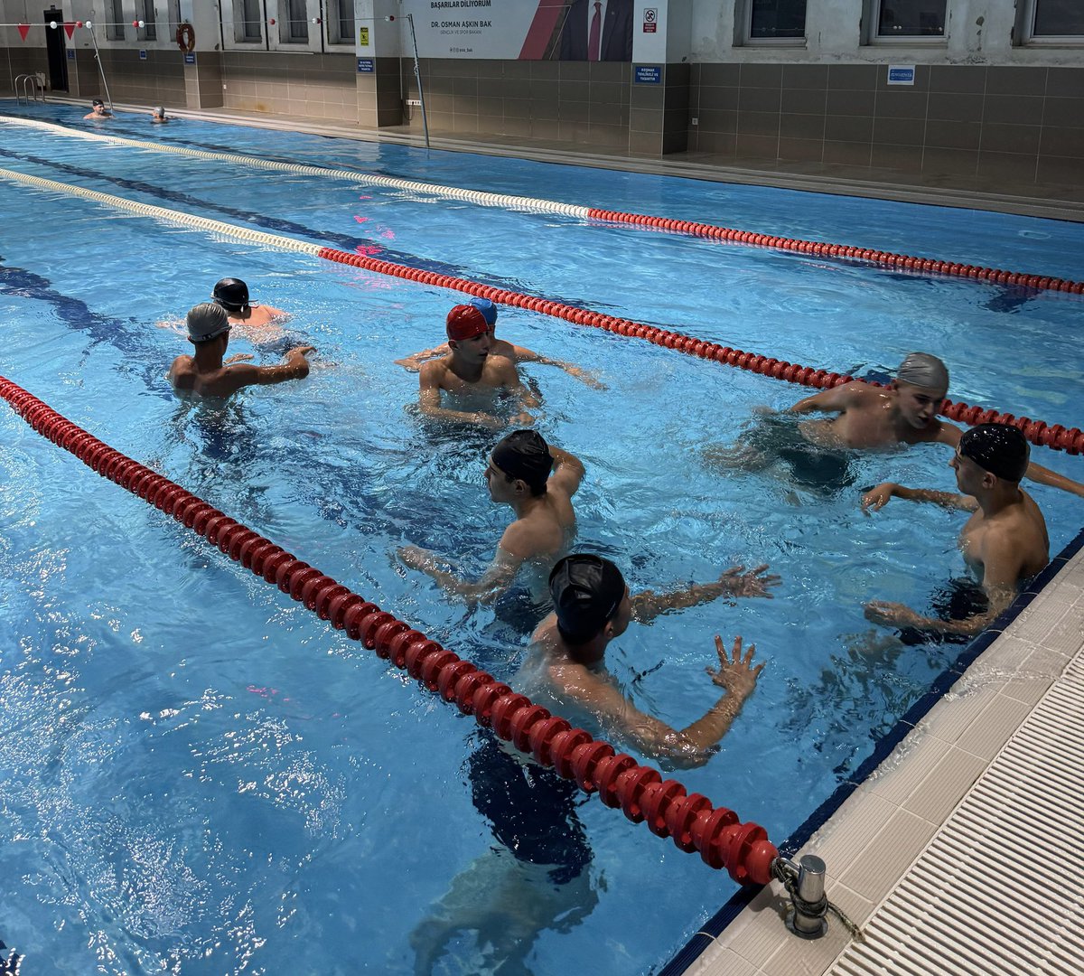 Eyüpsultan Ülkü Ocakları olarak, Kutadgu Bilig Ortaöğretim Yaz Gelişim Programı Spor faaliyetleri kapsamında “Yüzme” etkinliklerine devam ediyoruz. Tüm gençliğimizi programlarımıza katılmaya, Ocağımıza davet ediyoruz 🇹🇷