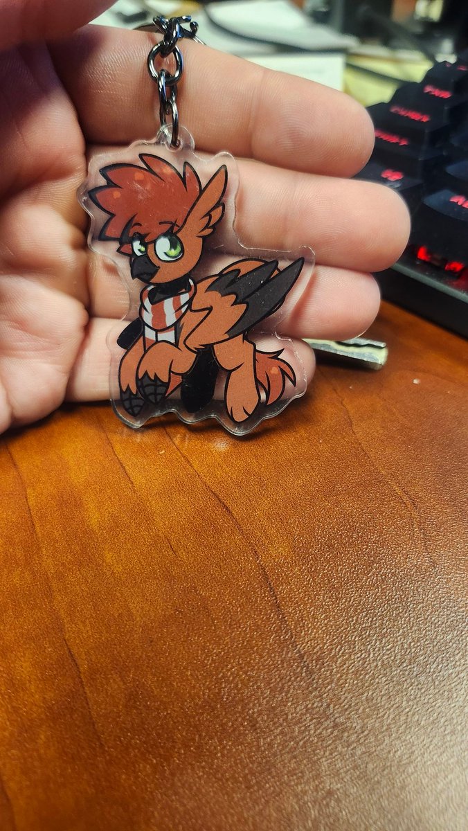 Shoutouts to <a href="/IRUSU_kun/">❌lRUSU❌ 💙💛</a> for this awesome art and Keychain

Extremely talented pony and furry artist who's art I like a lot