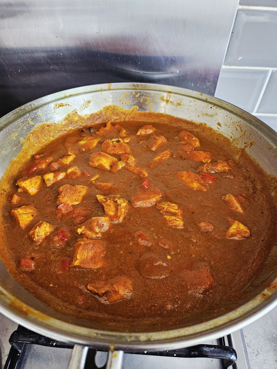 Make a curry and leave it stew overnight, tastes a lot nicer.
Today's tip of the day 😂