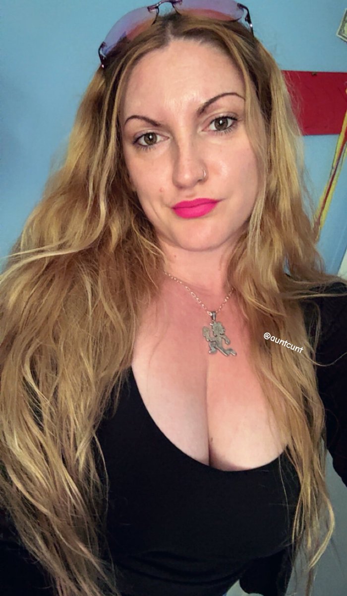 Aunt Cunt tweet media
