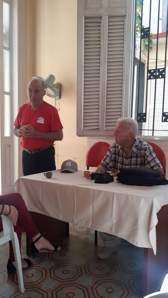 UNEACCIEGODEAVILA tweet media