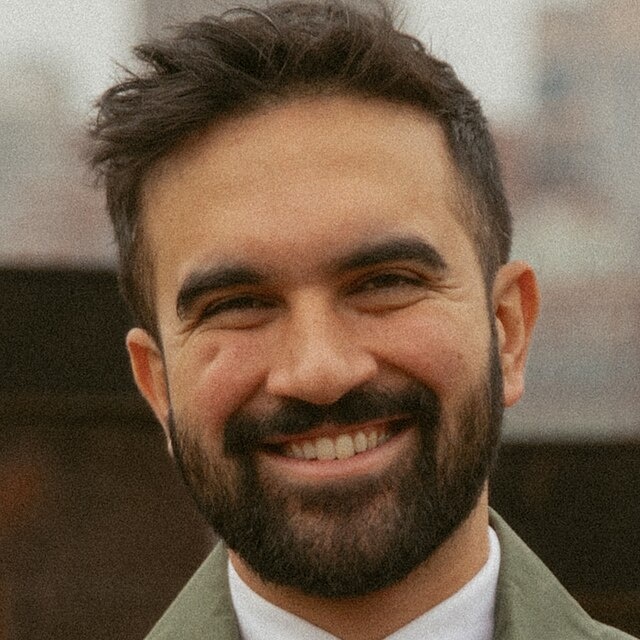 PamphletsY's tweet photo. 🚨🇺🇸 BREAKING — Socialist Zohran Mamdani Set to win NYC Election in "Major Landslide" https://t.co/o6tvZjhPPY