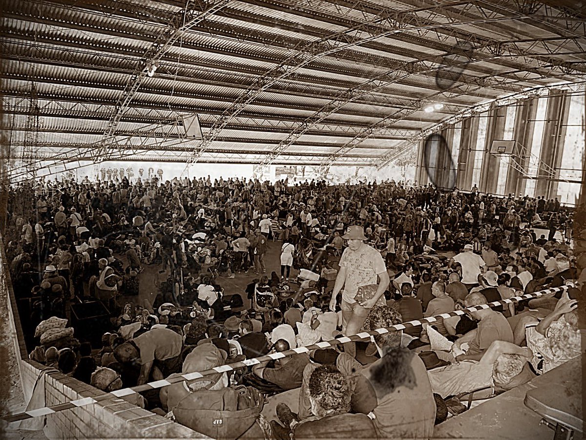 Não é 1940. É Brasil, 9 de janeiro de 2023. Prisão política tem nome: ditadura.
SOLTEM OS PRESOS DE POLÍTICOS!